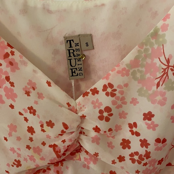 Y2K True Meaning Pink White Print Top NWT Small - Picture 2 of 7